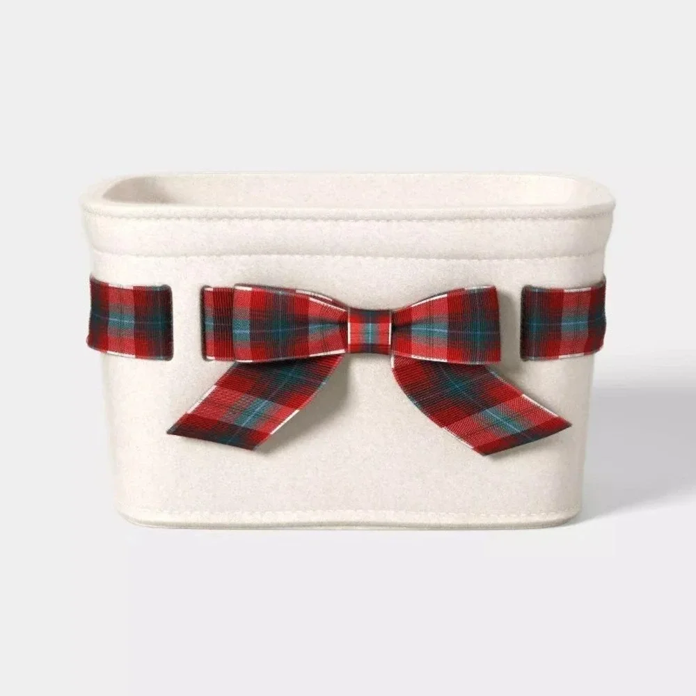 Plaid Bow Basket Red - Threshold, Target Christmas 2025‎